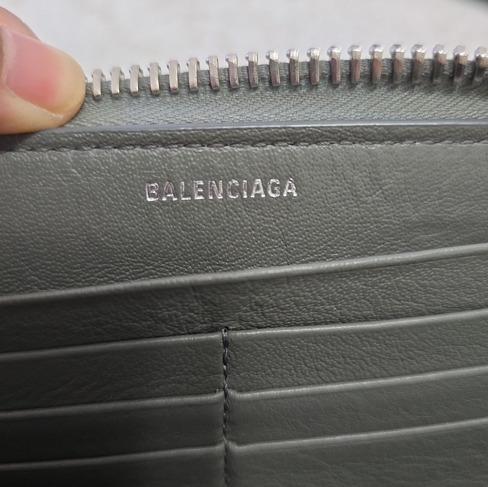 Balenciaga calfskin Papier Leather Zip Around Wallet - Picture 8 of 10